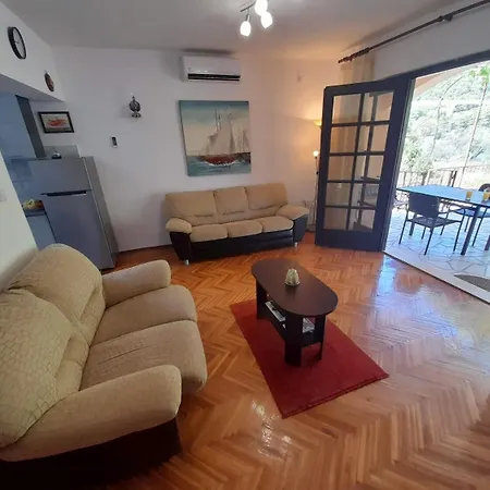 Apartment Marin *