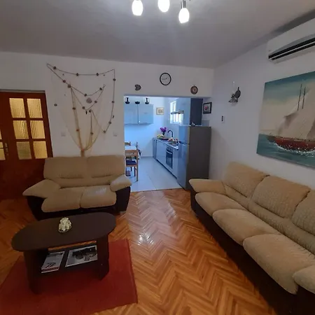 Apartment Marin *