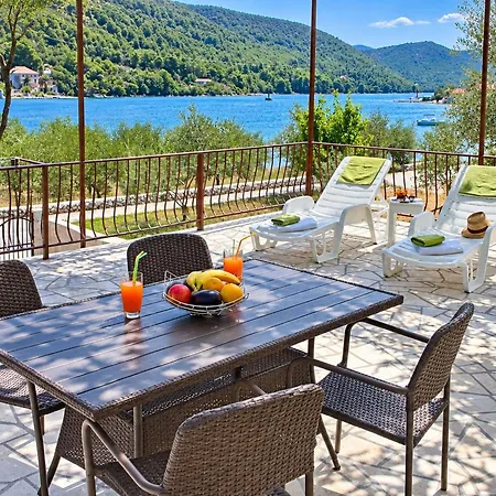 Apartment Marin Ston